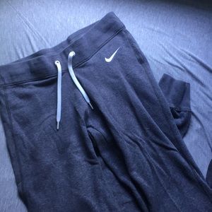 NIKE jogger sweatpants